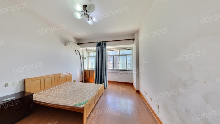 星洲花园单身公寓二手房实景图