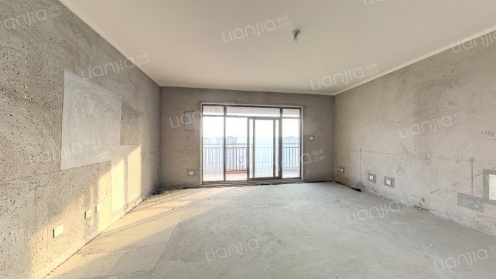 天禧二手房实景图