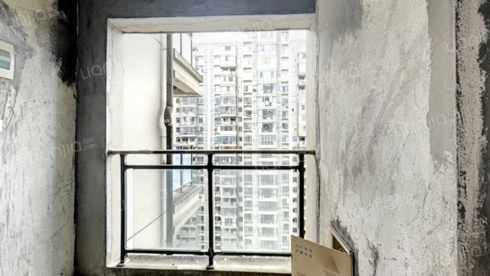 和馨苑二手房实景图