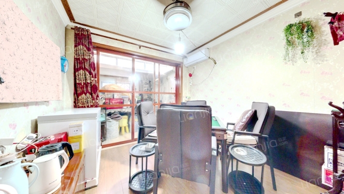 凤城四村二手房实景图