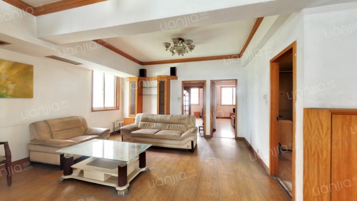 新华公寓二手房实景图