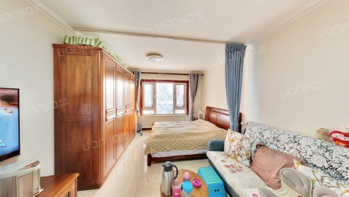 翡翠公园一期二手房实景图