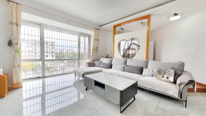 氮肥厂家属院二手房实景图