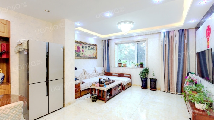 泰山领秀二手房实景图