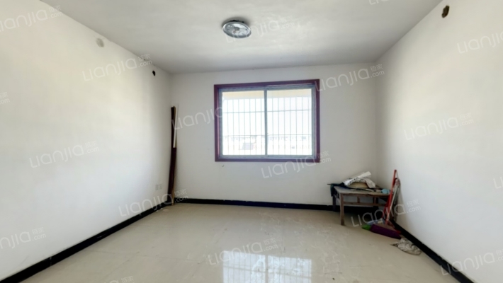 阳硕小区二手房实景图