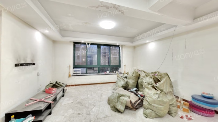 波光园一期二手房实景图