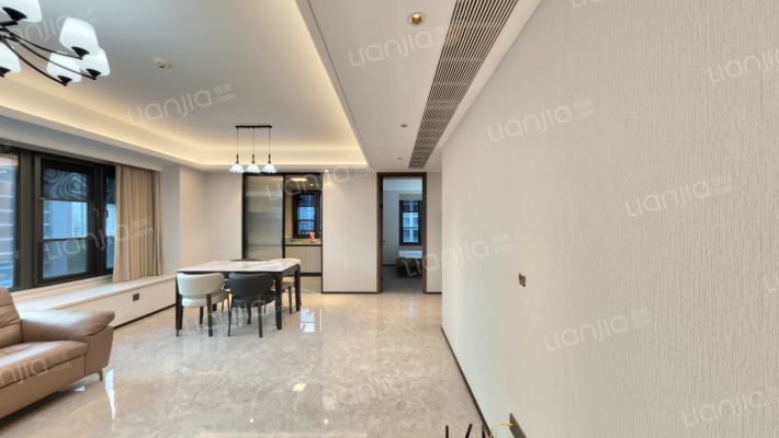 星遇光年府二手房实景图