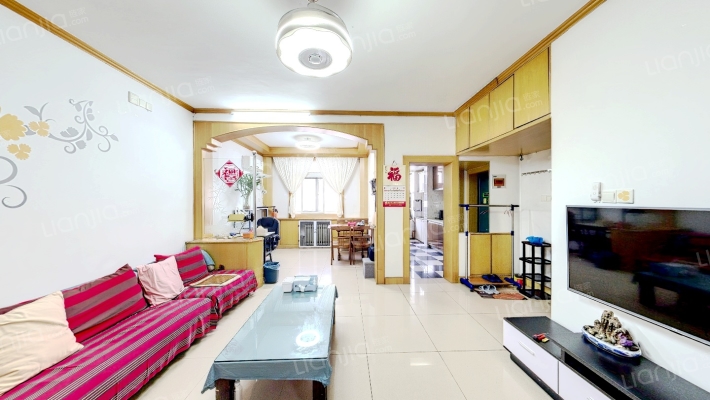 安庆路282号二手房实景图