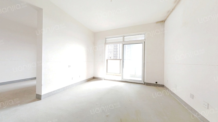 绿地国际花都御峯二手房实景图