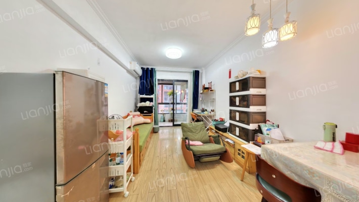 泰然南湖玫瑰湾二期二手房实景图