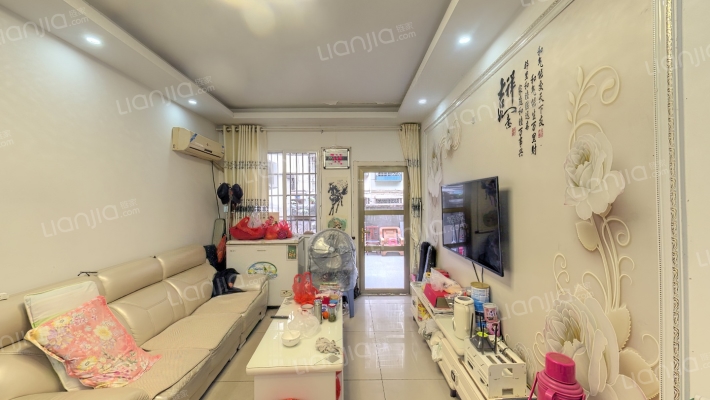 德宽路279号二手房实景图