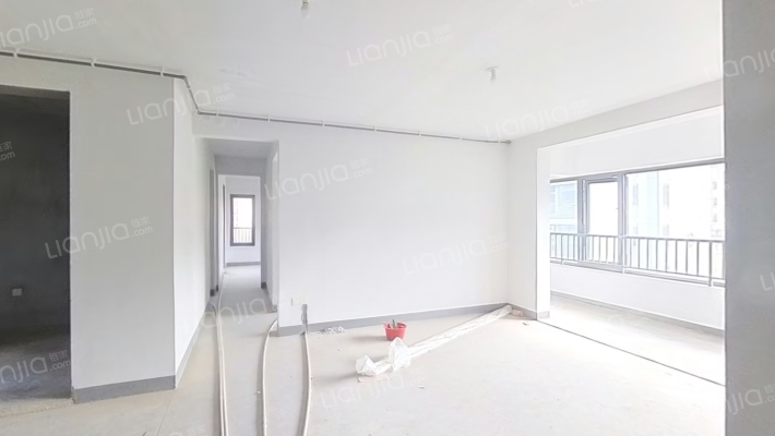 绿城翠湖晓园二手房实景图