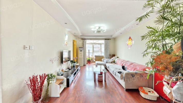 水上温泉二手房实景图