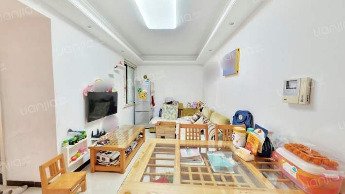 宝宸时代花园二手房实景图