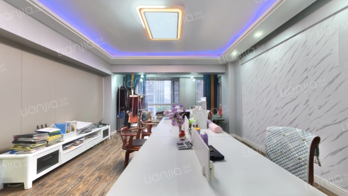 蓝色海岸二手房实景图