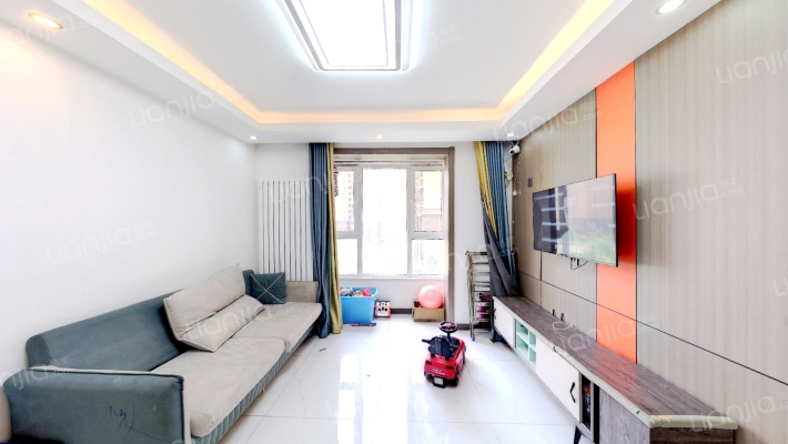 锦绣华庭二手房实景图