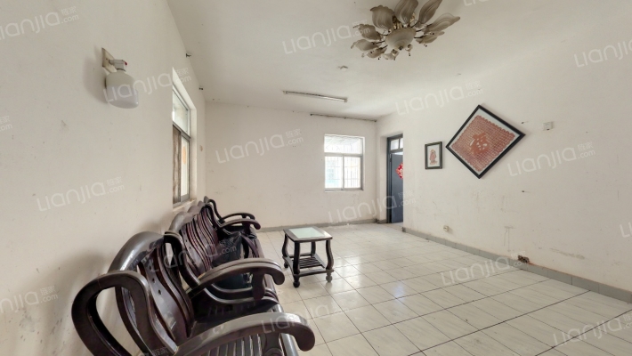 金盘创业新村二手房实景图