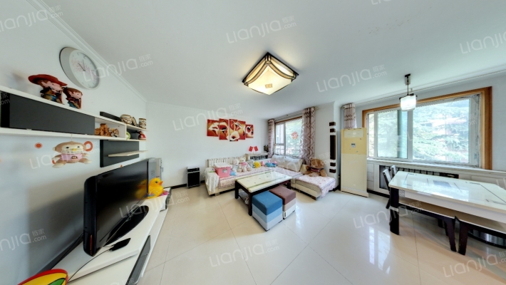 瑞纳鳌园二手房实景图