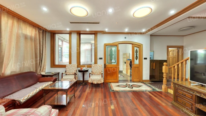 中宁花园别墅二手房实景图