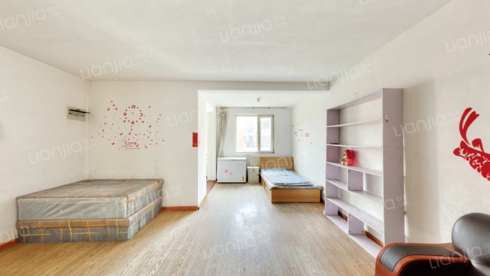 颐欣家园二手房实景图