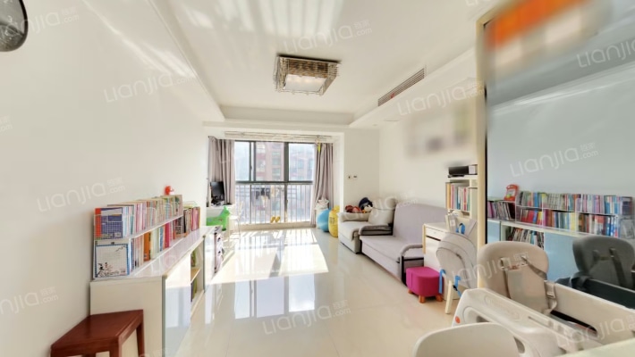 君悦湖滨二手房实景图