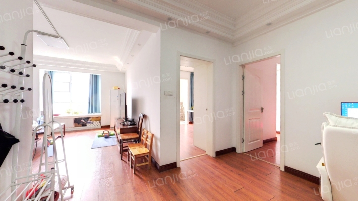 青城华庭二手房实景图