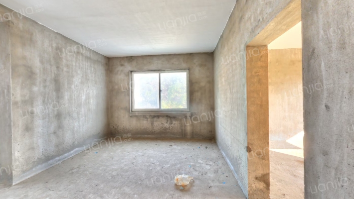 兴国路七二O厂二手房实景图