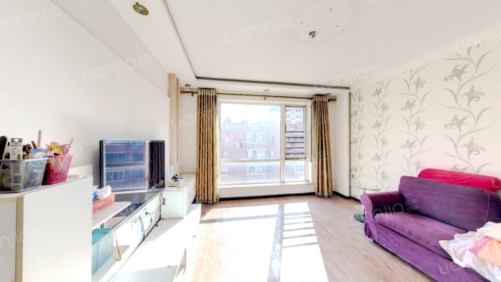 和皇家园一期二手房实景图