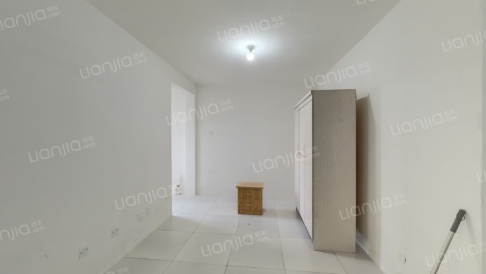 邯郸市土产日杂总公司公寓楼二手房实景图