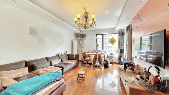 东湖大郡二期二手房实景图