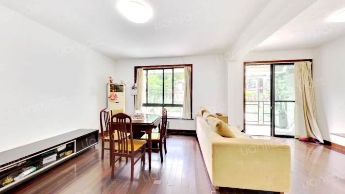 龙盛华城右岸二手房实景图