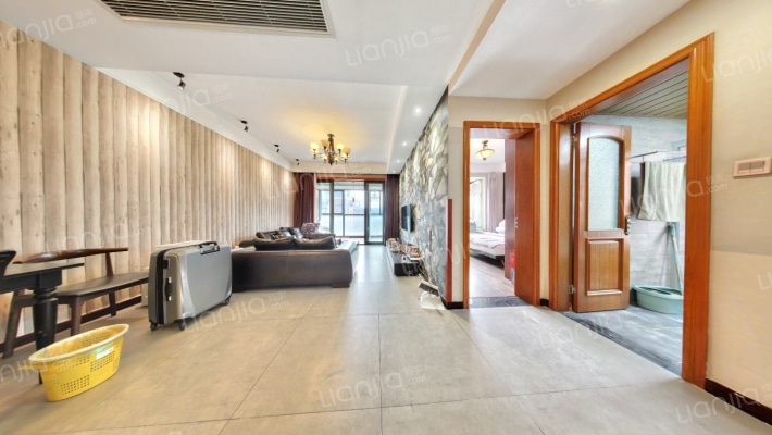 仁和春天国际花园二手房实景图