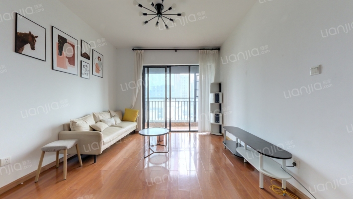 彩云间花园二手房实景图