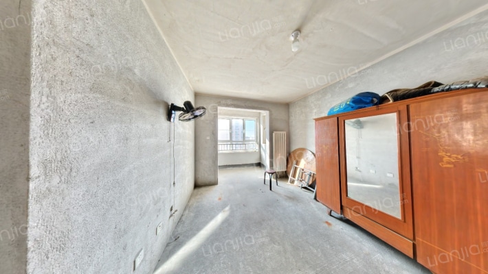 荣盛家园二手房实景图