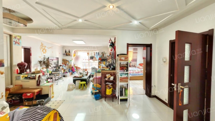 假日蓝湾二手房实景图