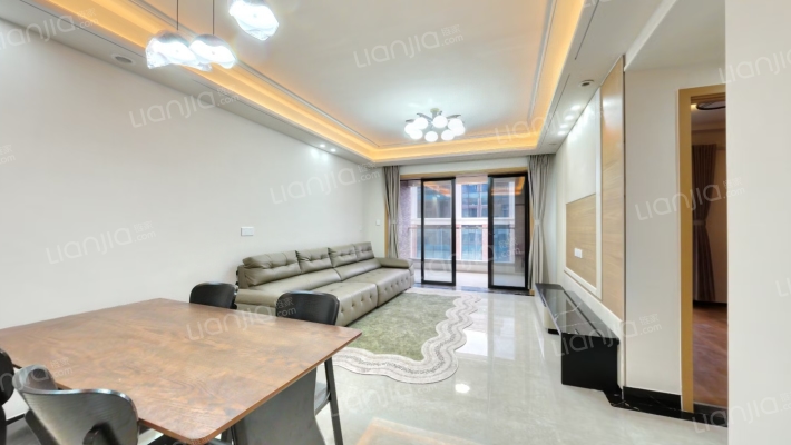 中德英伦联邦D区二手房实景图