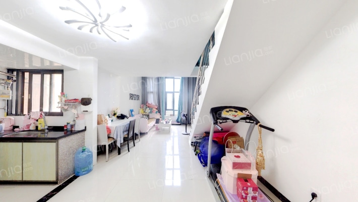 金茂华美达二手房实景图