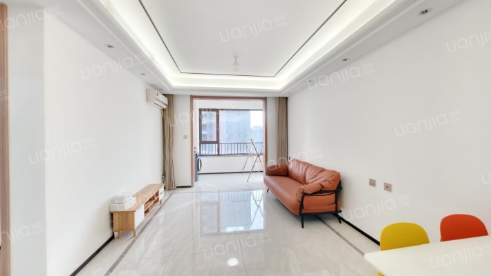 万科翡翠书院C区二手房实景图