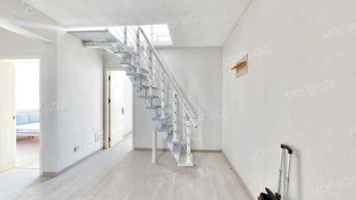 宝星朗悦学府二手房实景图