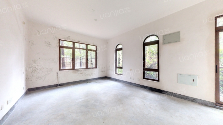 远中风华园(别墅)二手房实景图