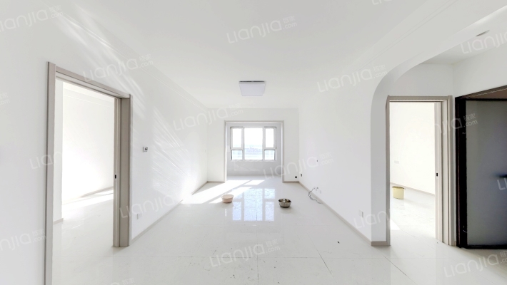 纷辰苑二手房实景图