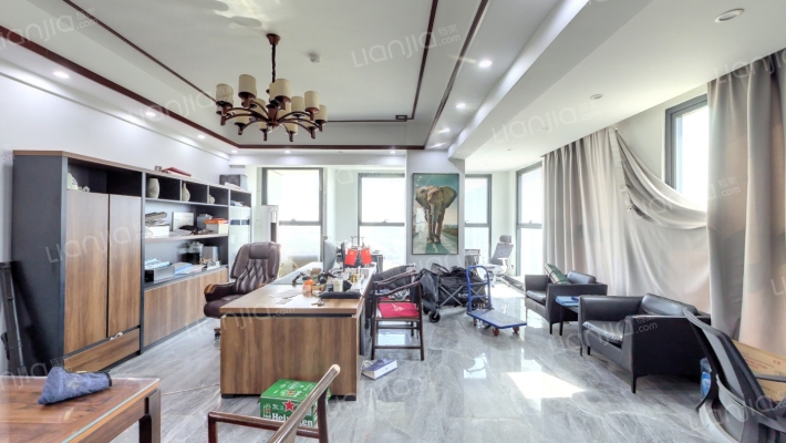 龙发时代广场二手房实景图