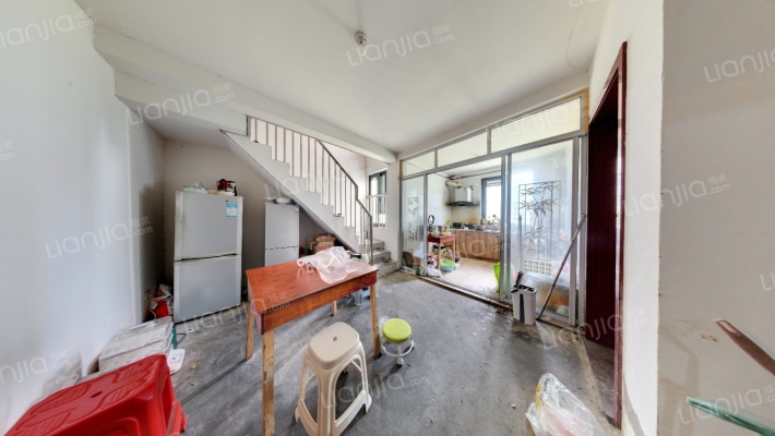 姜家新村二手房实景图