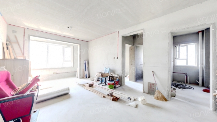 北欧河畔二手房实景图