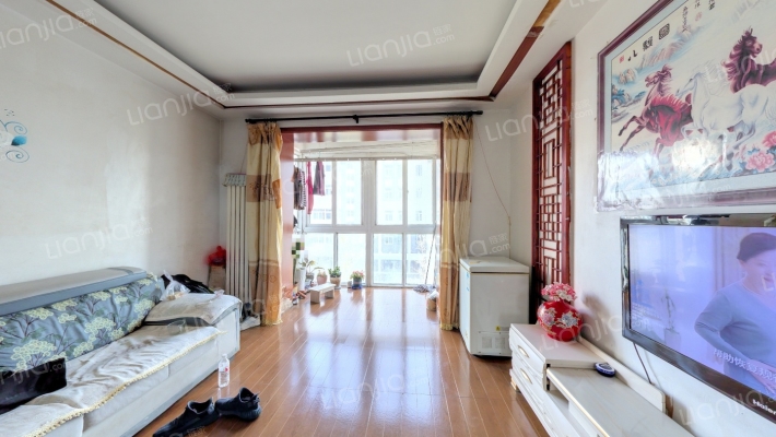 丽月湾二手房实景图