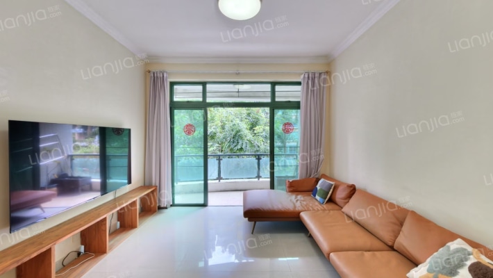 海怡湾畔二手房实景图