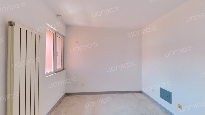 海阔苑二手房实景图