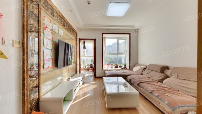 泰成玲珑郡二手房实景图