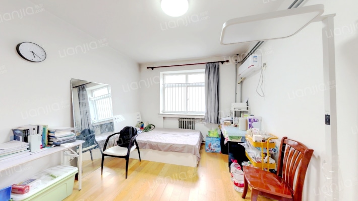 建筑业管理局宿舍二手房实景图