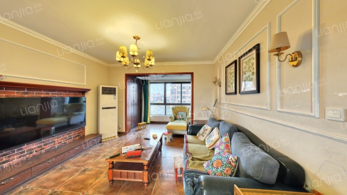 保利中央峰景二手房实景图